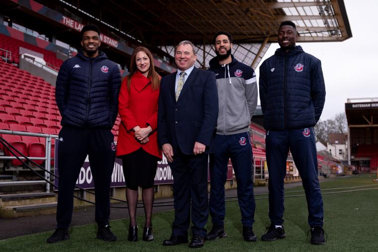 UWE Bristol and Bristol Sport kick off 2020 by entering into new
